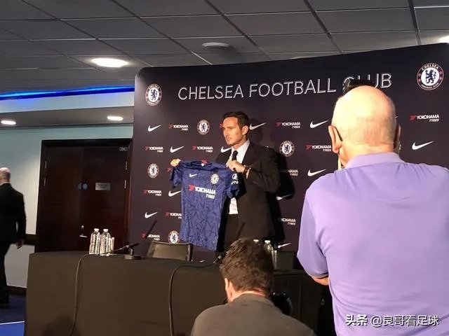 切尔西官方宣布:传奇球星兰帕德出任球队主教练。对此你怎么看?