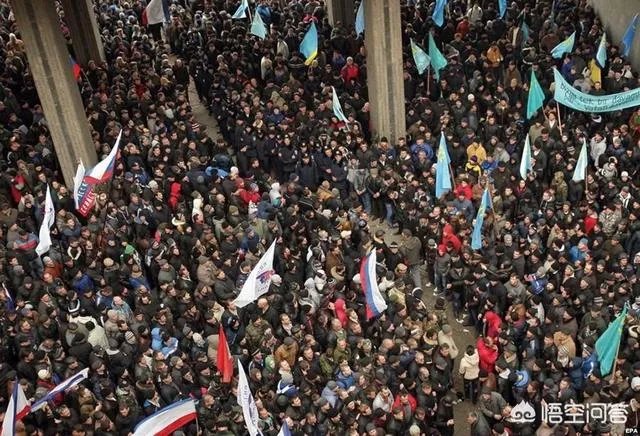 默克尔主动“派糖”,乌克兰还会给美国当炮灰,继续对抗俄罗斯吗?