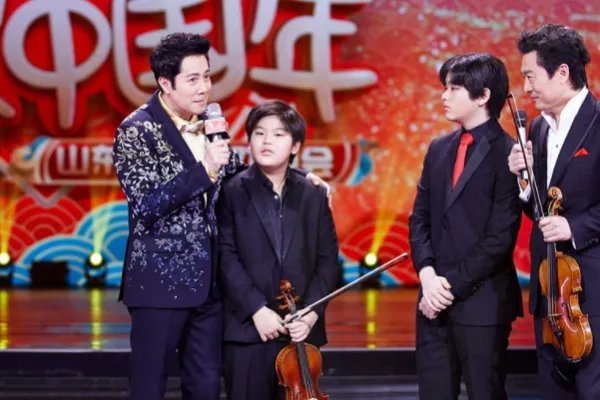 蔡国庆晒全家福，一家人的状态如何？