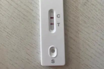 新冠快速抗原检测阳性是怎么回事，该怎么办