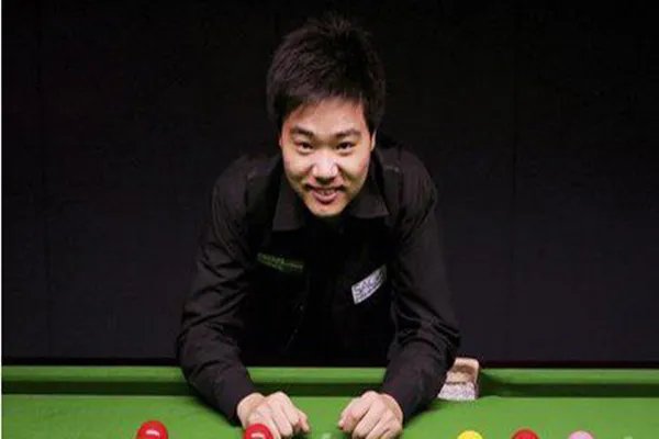 丁俊晖与“富二代”妻子张元元究竟有着怎样的爱情故事？