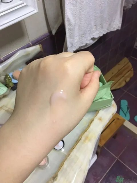 倩碧三部曲适合什么年龄?倩碧三部曲适合什么肤质?