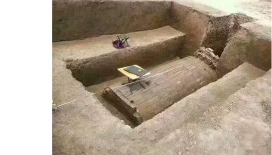 西安一大学现古墓是怎么回事？