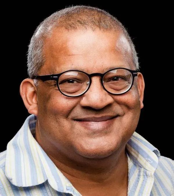 疑似MH370残骸被冲上海滩，带来新希望，失踪飞机谜团可以解开吗？