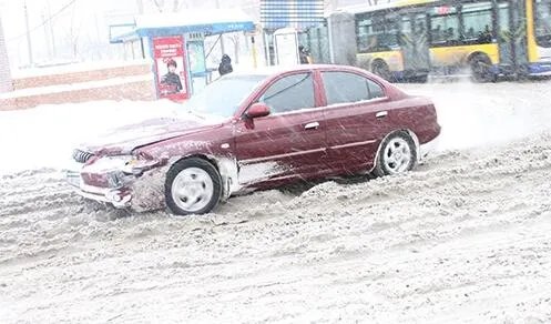 2021年成都第一场雪来了是什么情况 网友：终于等到你