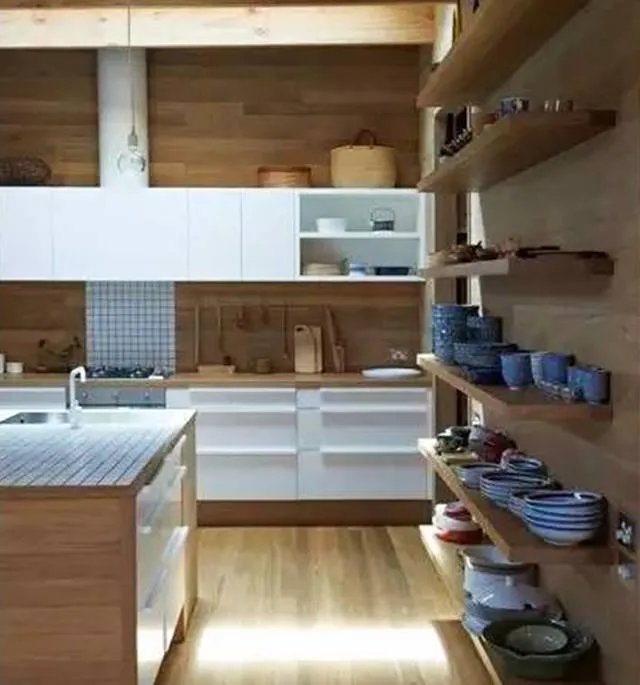 真正属于深夜食堂的厨房,到底是什么样子的?