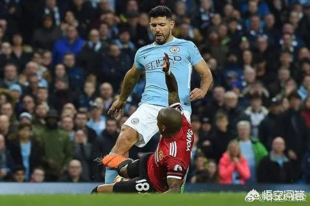 瓜帅遭曼联逆转无缘提前夺冠,上次两连败是什么时候,曼城出问题了吗?