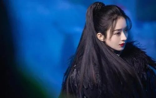 赵丽颖为张碧晨新歌打call,你知道她们是如何认识的吗?