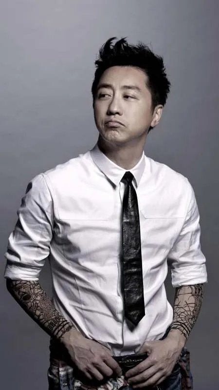 天王歌手庾澄庆,痴恋伊能静22年却离婚,当年两人离婚真相是什么?