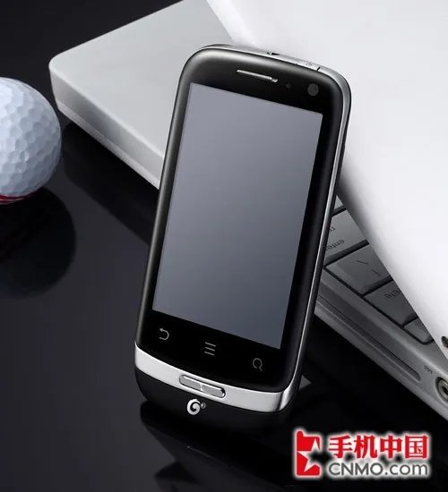 小巧纤薄3G智能明星机 华为T8300体验