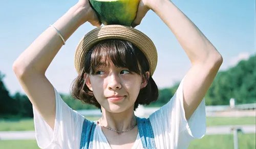 短发伴娘发型哪些好看 2017流行的短发伴娘发型