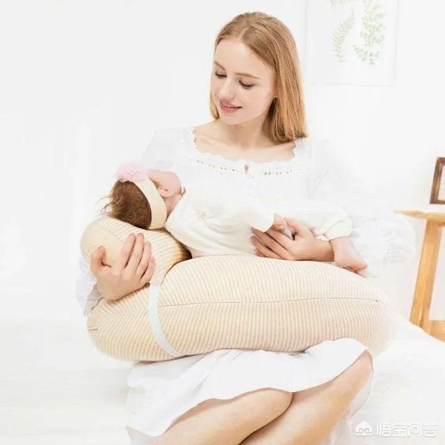 三个月宝宝应该如何喂养?