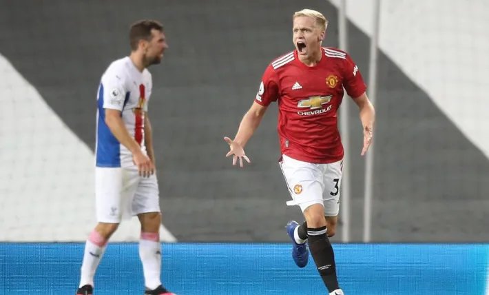 曼联1-3不敌水晶宫的比赛里，范德贝克的表现如何？