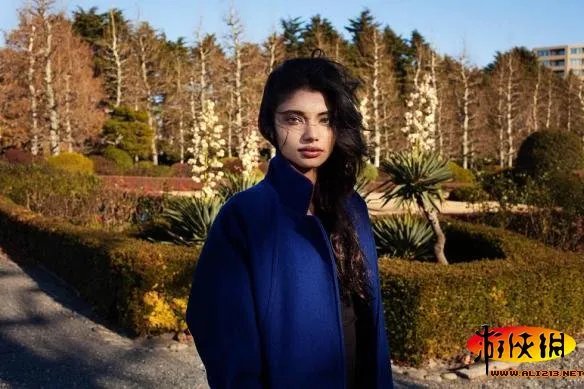 世界美女地图：罗马尼亚29岁女子穷游37国专拍正妹