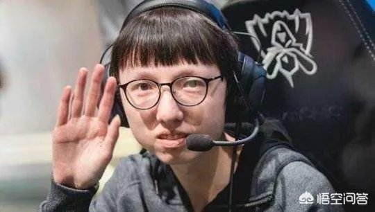 RNG公布夏季赛名单,上单AJ狼行Zrr三人,打野卡萨不见mlxg,他会就此退役吗?