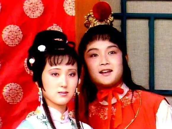 《枉凝眉》这首歌的歌词大意是什么?