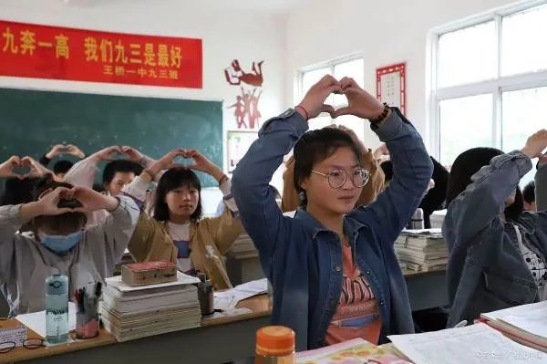 如何看待复旦大学退学生袁涛？