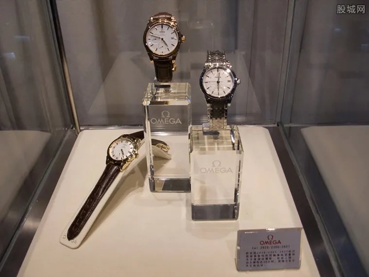 鎵嬭〃鍝佺墝鎺掕姒� 2017濂冲＋鎵嬭〃鍗佸ぇ鍝佺墝鎺掕姒�