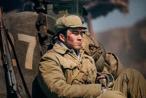 《长津湖》打破11项记录,为何豆瓣开分却只有7.6?