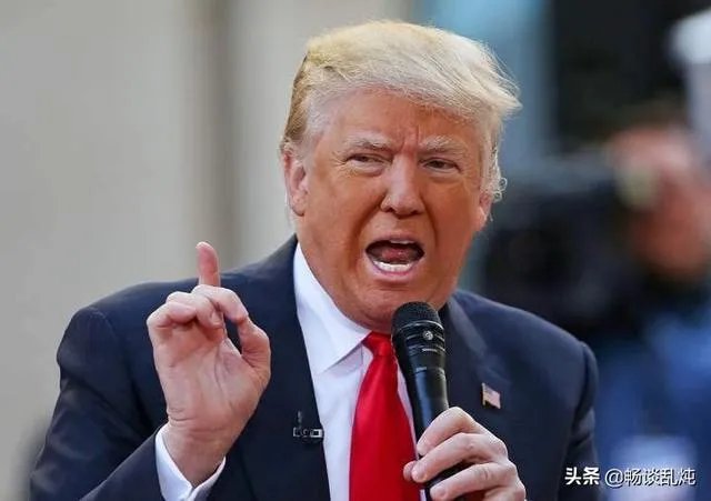 美国大学37000人确诊新冠肺炎，谁来承担责任？