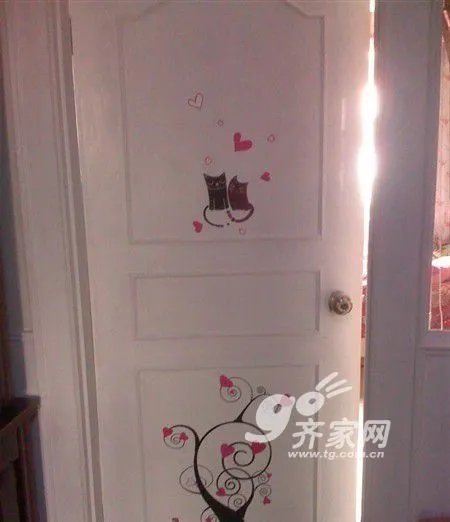 屋主2万巧手翻新 2手旧房惊变可爱小蜗居