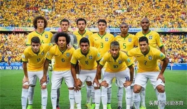 最好看的足球队服十大