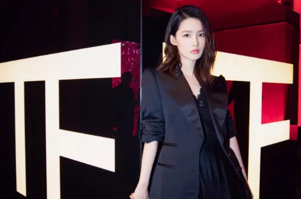 如何看待李沁工作室撤下单身声明这件事?