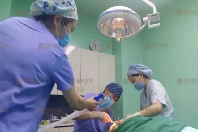 360吸脂手术全过程图片