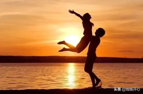 老公很懒，从不主动做家务，该不该离婚？