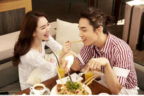 戚薇、李承铉的婚礼照片曝光,你有被甜到吗?