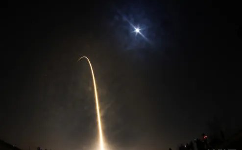 美猎鹰9一箭十星回收成功了吗?