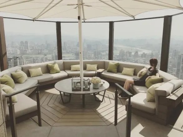 周杰伦豪宅再曝光顶楼有什么?