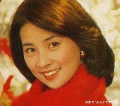 林凤娇深爱成龙这么多年，背后为何全是泪水？