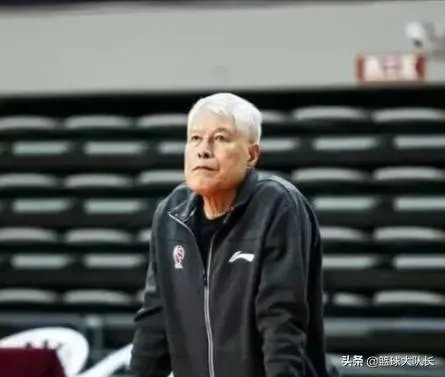 辽篮与马丁内斯续约,下季以助教辅佐杨鸣,蒋兴权回归有何深意?