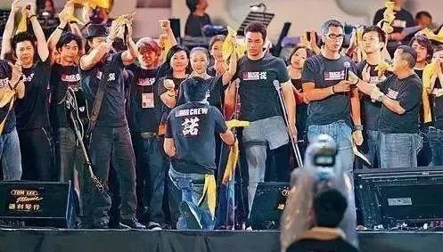 刘德华,活该你红37年!