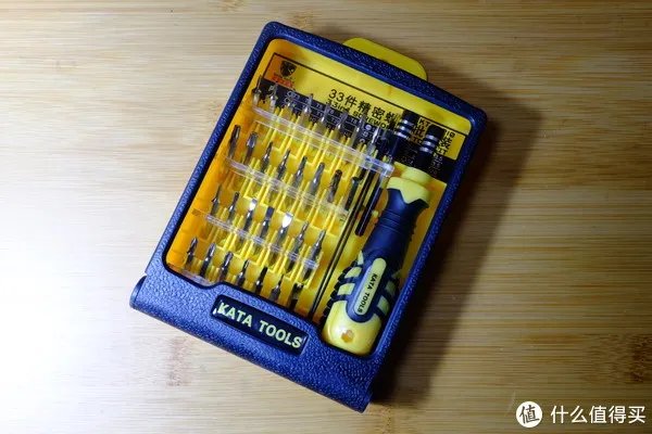 西数Elements,西数Mybooks,希捷Expansion三款移动硬盘拆解方法。