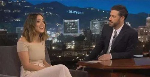 华裔女演员改姓氏 称:中国姓氏会让好莱坞不舒服