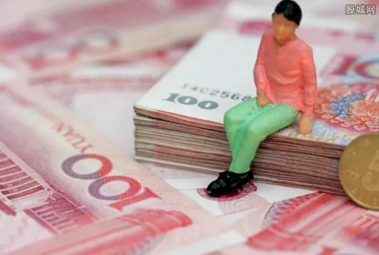 22地调最低工资 中国哪个城市工资收入最高