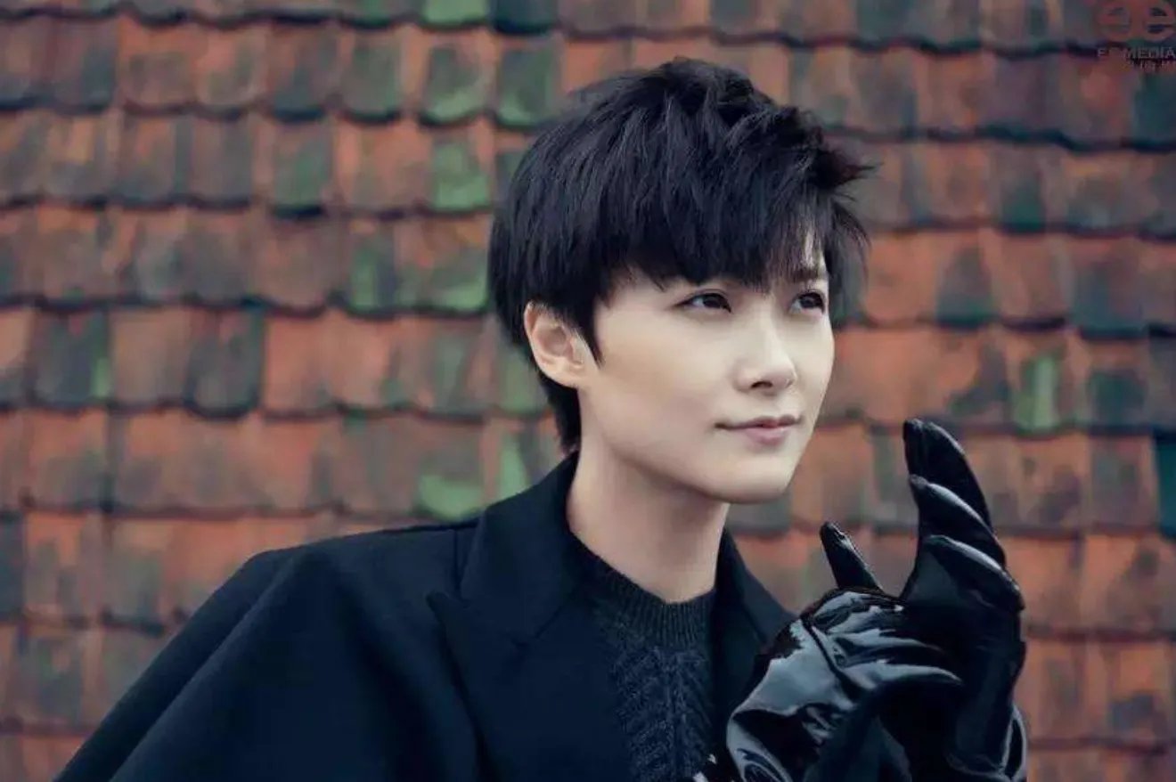 网传李宇春绯闻男友曝光，她会喜欢什么样的男生呢？