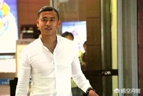 张玉宁将离队踢亚运会，会缺席新赛季荷甲4场比赛，U23为什么不选择带张修维呢？