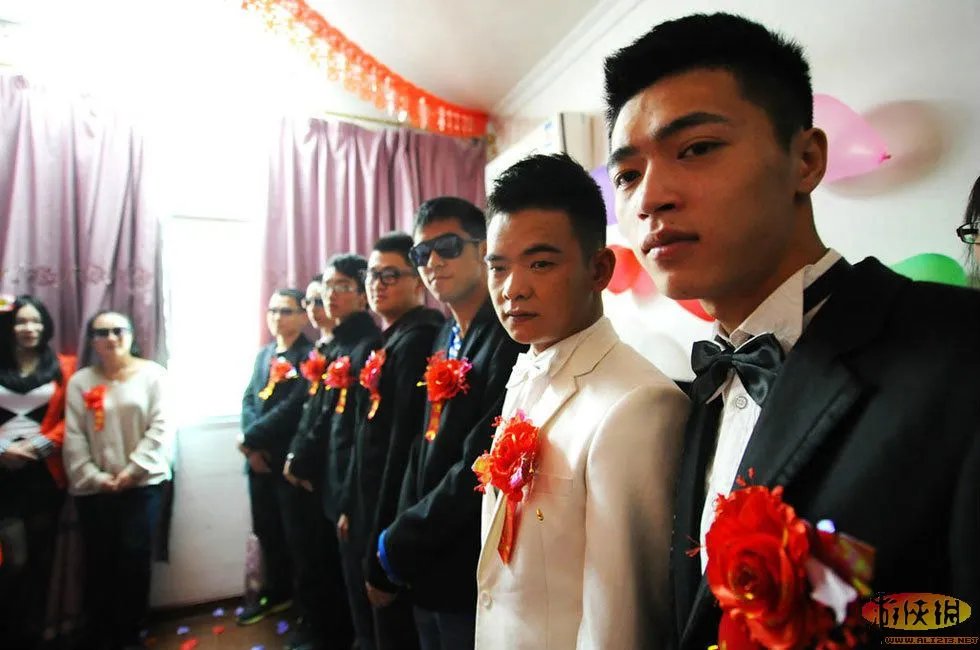 基友一生一起走！福建首对男同志公开结婚啦！