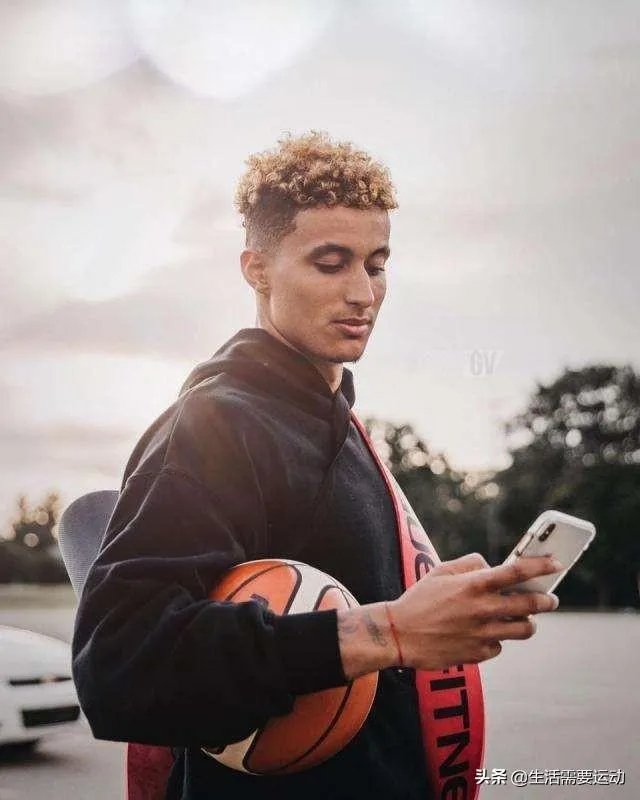 湖人队的这几个主要的教练,詹姆斯在热火的时候是不是淘汰过他们,你觉得如何?