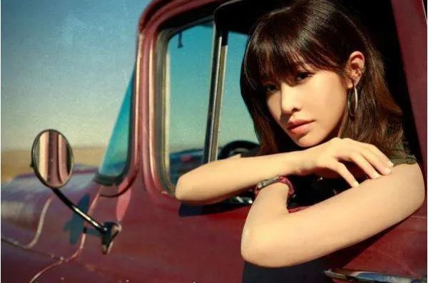 袁咏琳要周杰伦当亲友团羡煞众人,周杰伦和她是什么关系?