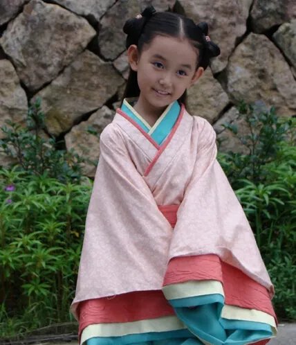 蒋依依的父母是谁？ 蒋依依身份背景大揭秘