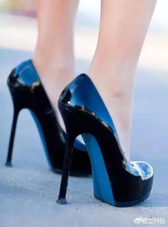 能推荐一些淘宝上有风格的女鞋吗？