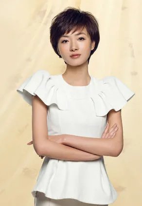 《荡寇风云》的女主角是谁演的?