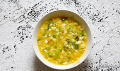 葱花摊鸡蛋如何做,葱香四溢,夏天吃胃口大开呢?