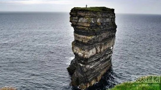 男子花25年攀登巨岩 上去之后惊呆了（图）