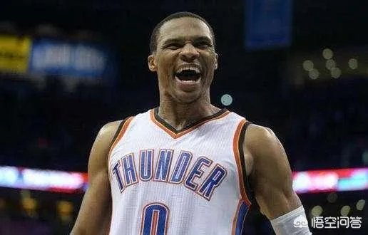 第三节没打完,威少就拿下16个篮板,成就赛季三双,你怎么看?