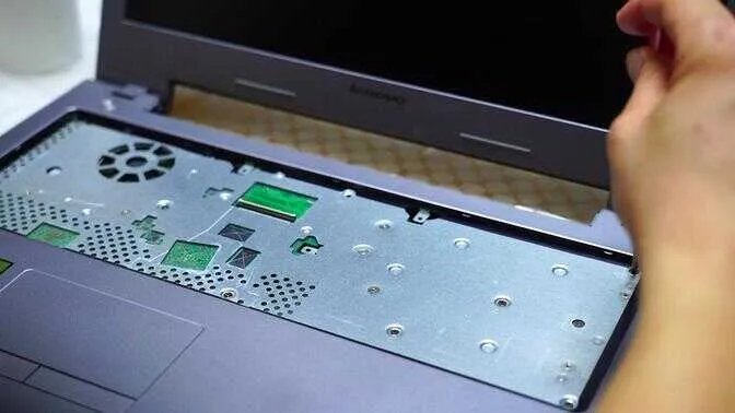 联想y430拆机教程（笔记本电脑拆卸更换固态硬盘）